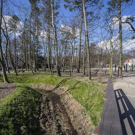 Апартаменты Secret Garden 150 M From The By Renters *